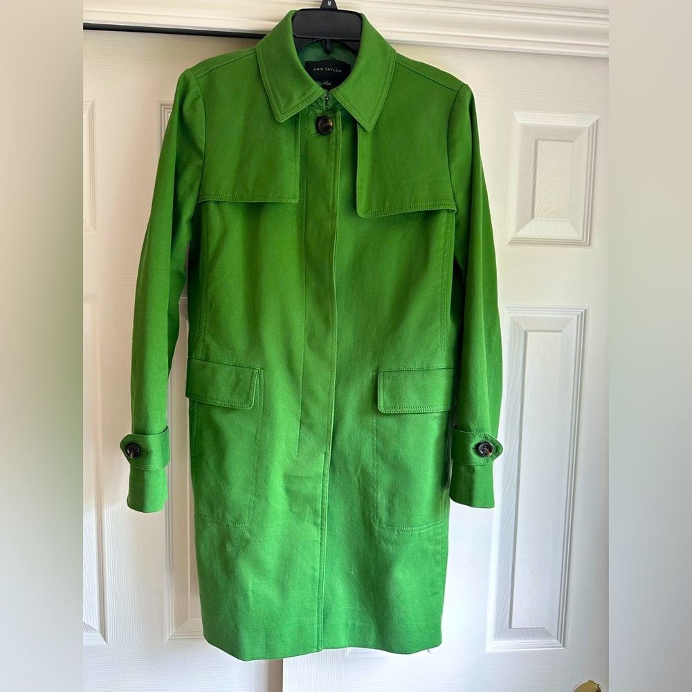 Ann Taylor lightweight Spring coat